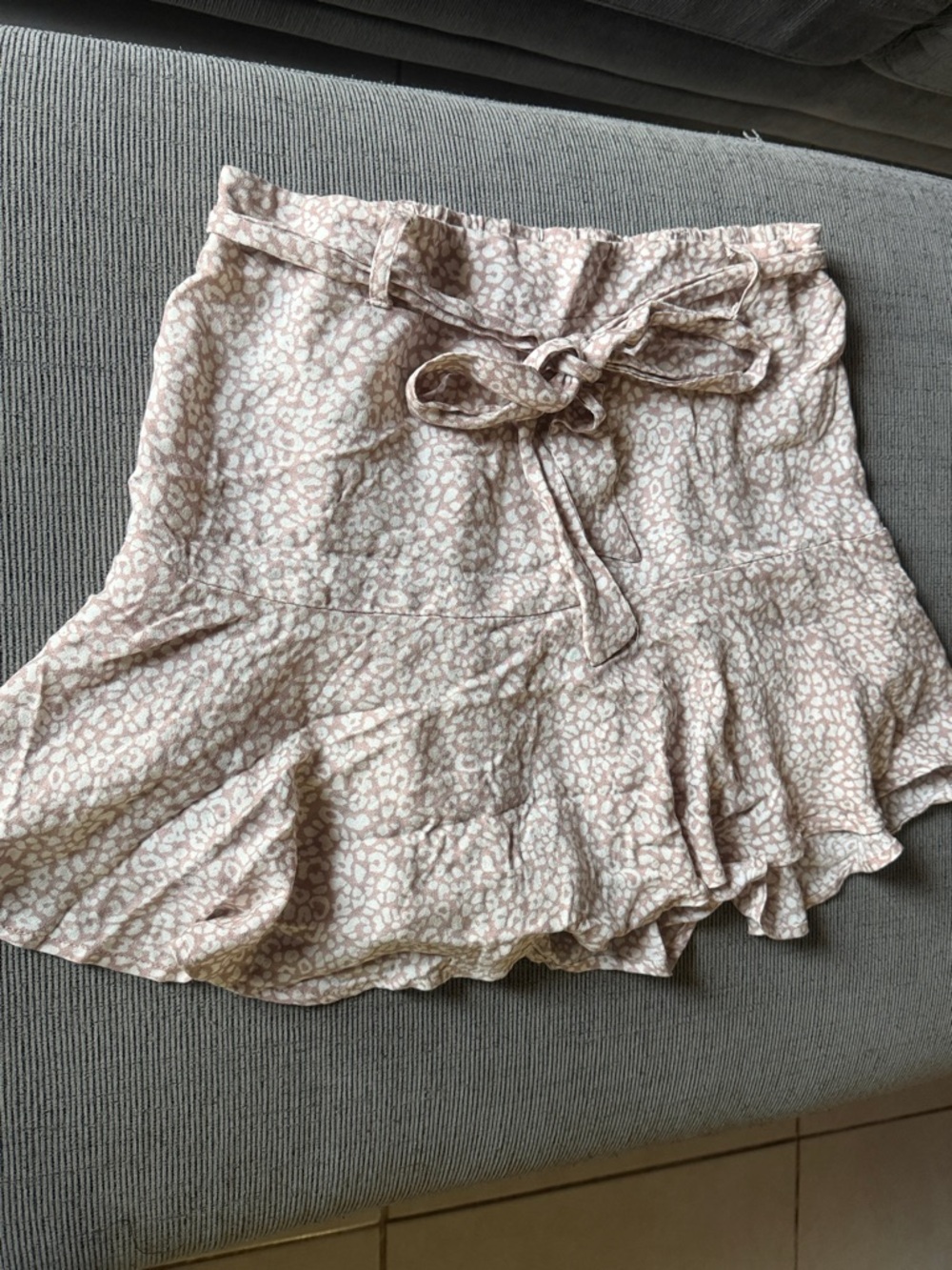 URBAN Romantics Dusty Pink and Beige Leopard Ruffle Mini Skirt